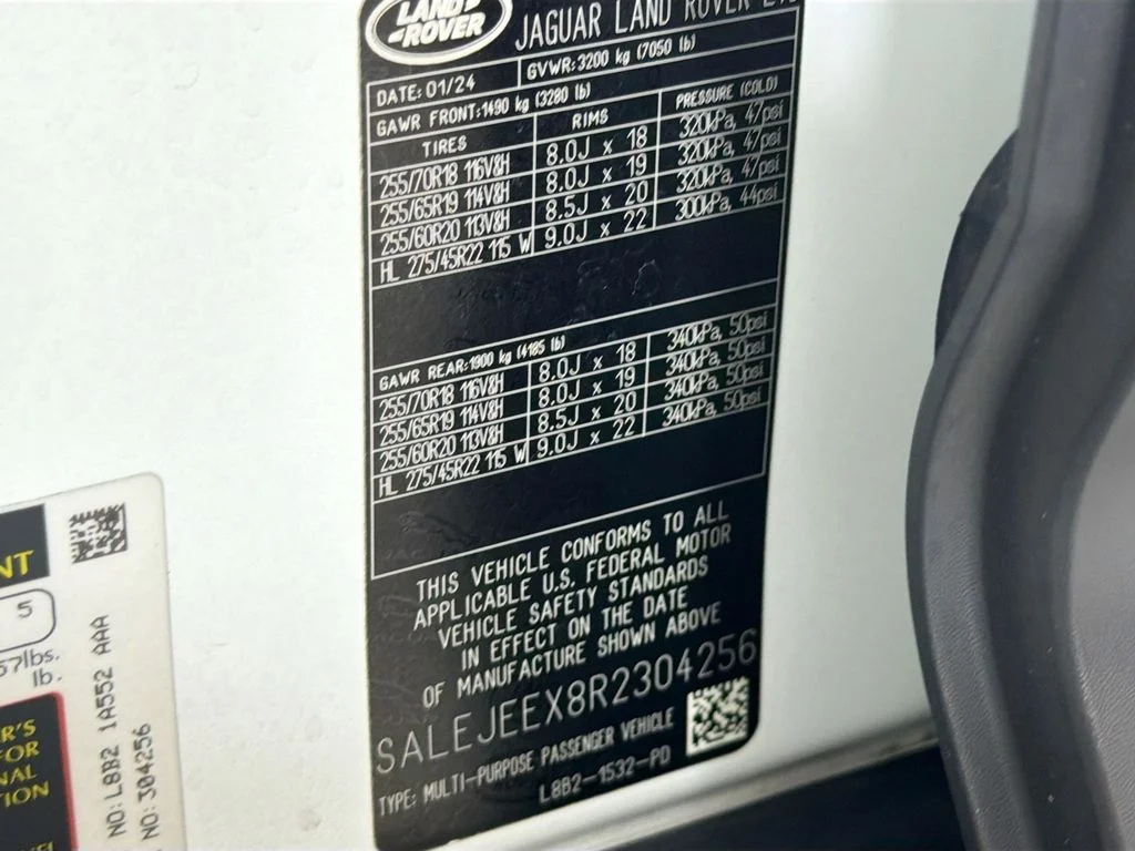 Certified Used 2024 White Land Rover S image 34