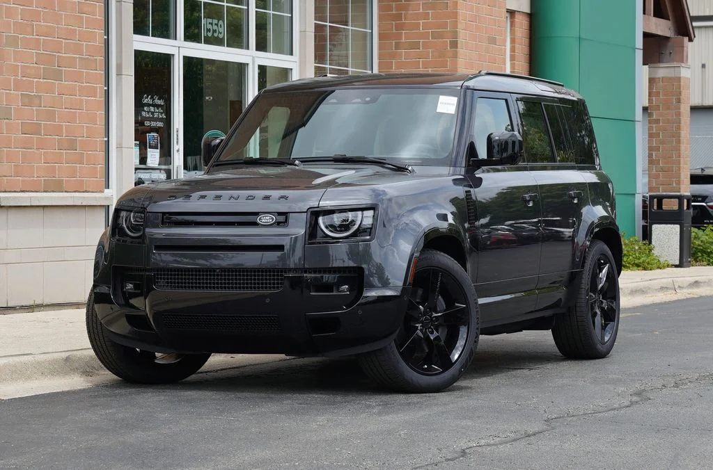 Used 2026 Gray Land Rover X-Dynamic SE image 1
