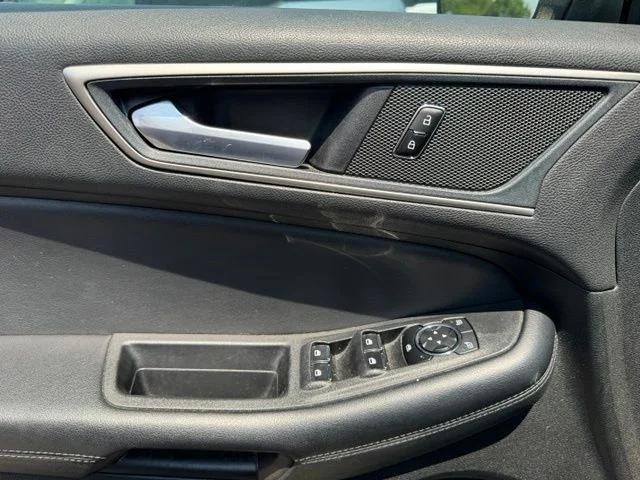 Used 2024 Gray Ford SEL image 20