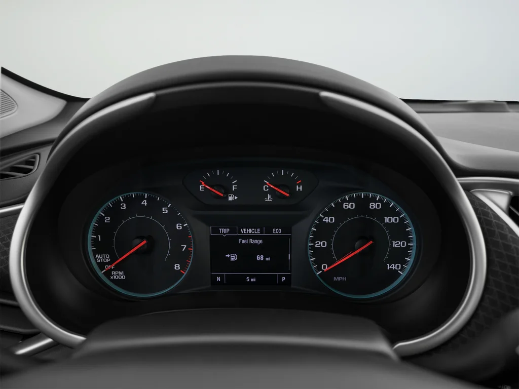 Used 2023 White Chevrolet LT image 25