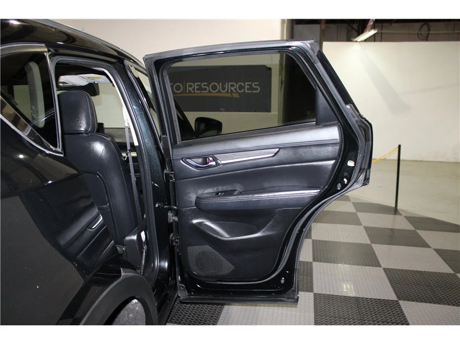 Used 2021 Jet Black Mica Mazda Grand Touring image 21