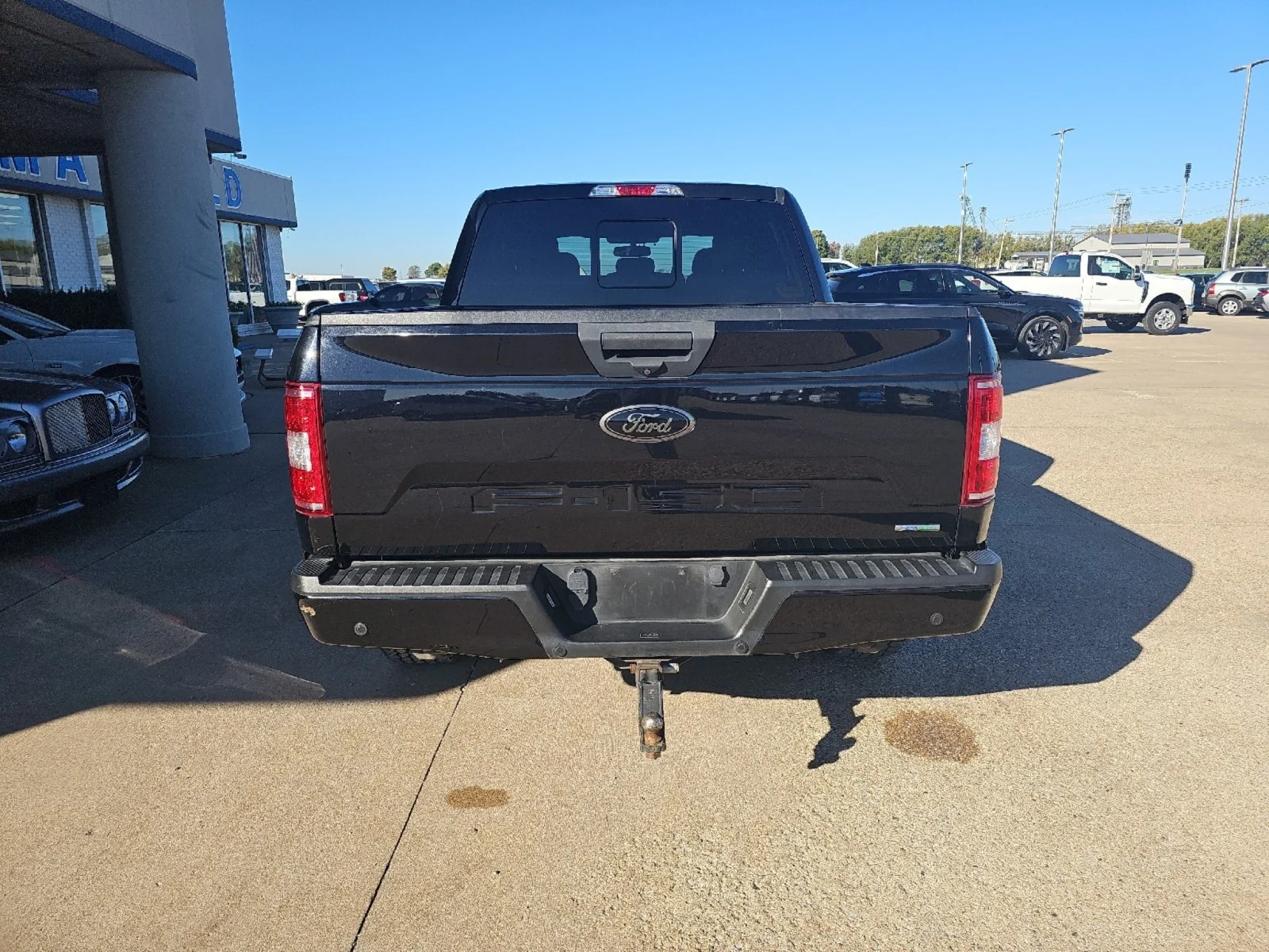 Used 2020 Agate Black Metallic Ford XLT image 14