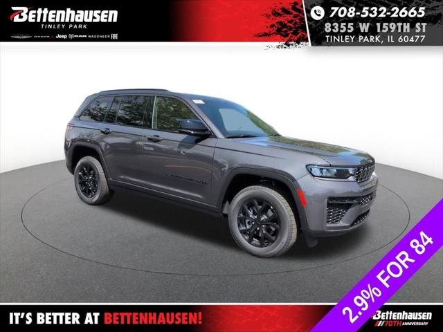 New 2026 Baltic Gray Metallic Clear-Coat Exterior Paint Jeep Laredo image 4