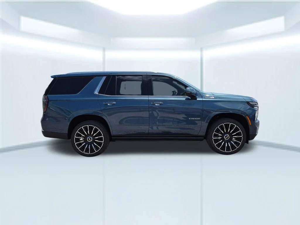 New 2026 Lakeshore Blue Metallic Chevrolet High Country image 7
