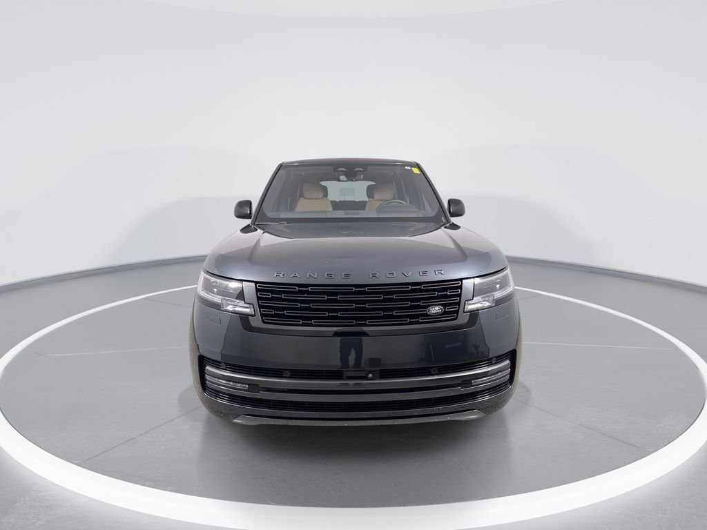 Certified Used 2025 Green Land Rover SE image 3