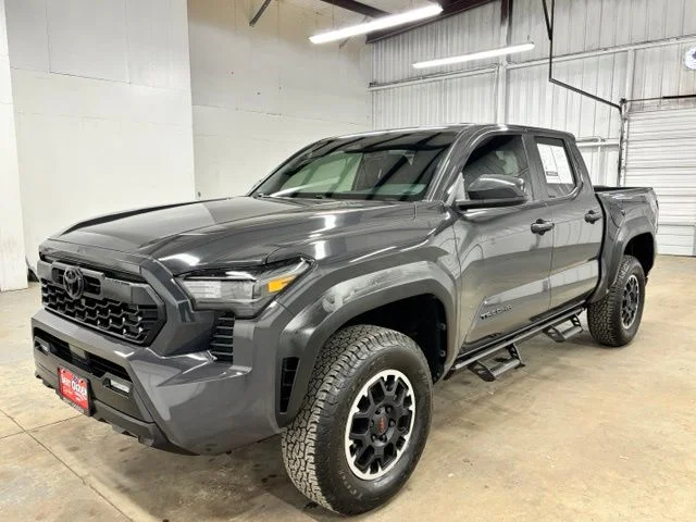 Used 2025  Toyota TRD Off-Road image 3