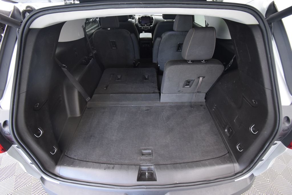 Used 2019 Silver Chevrolet LT image 24