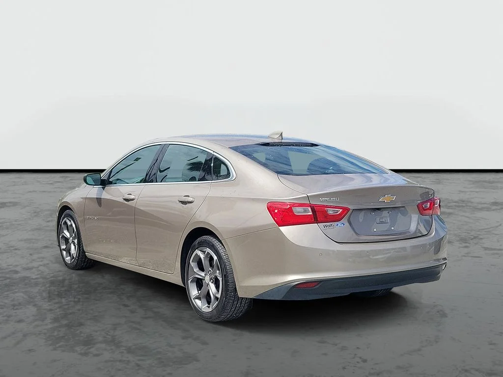 Used 2024 Gray Chevrolet LT image 3