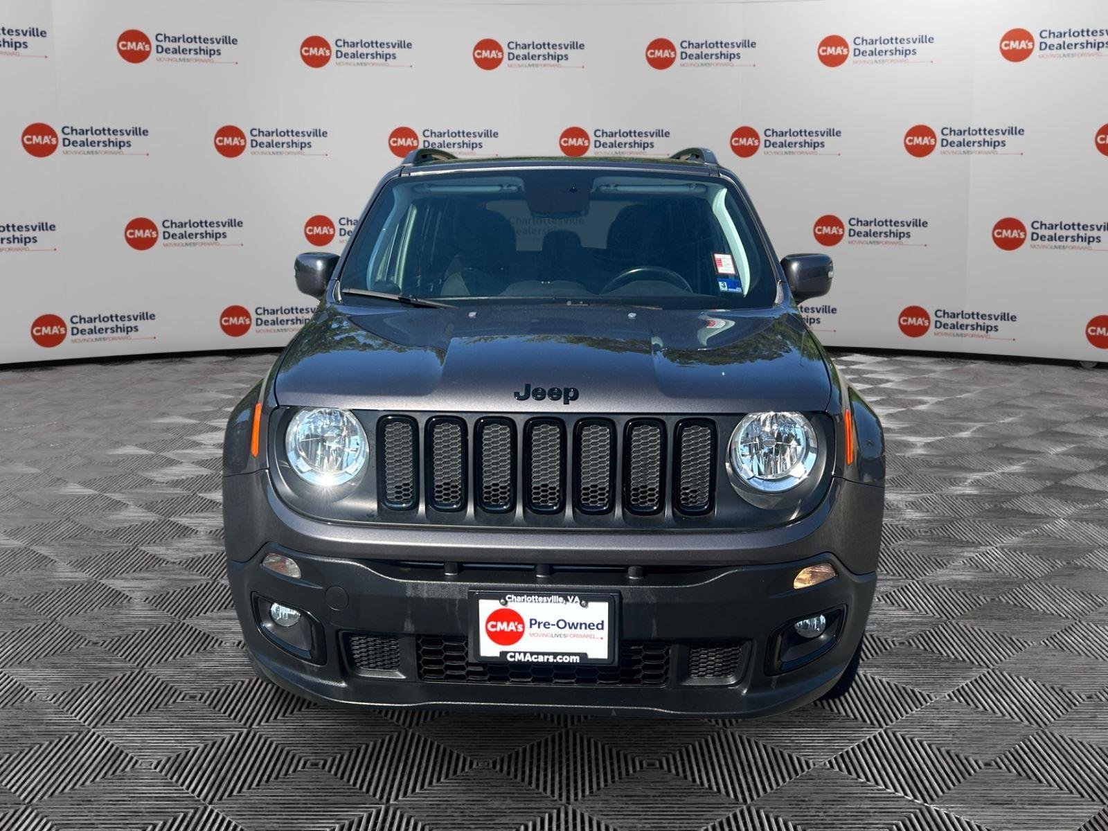 Used 2018  JEEP ALTITUDE image 8