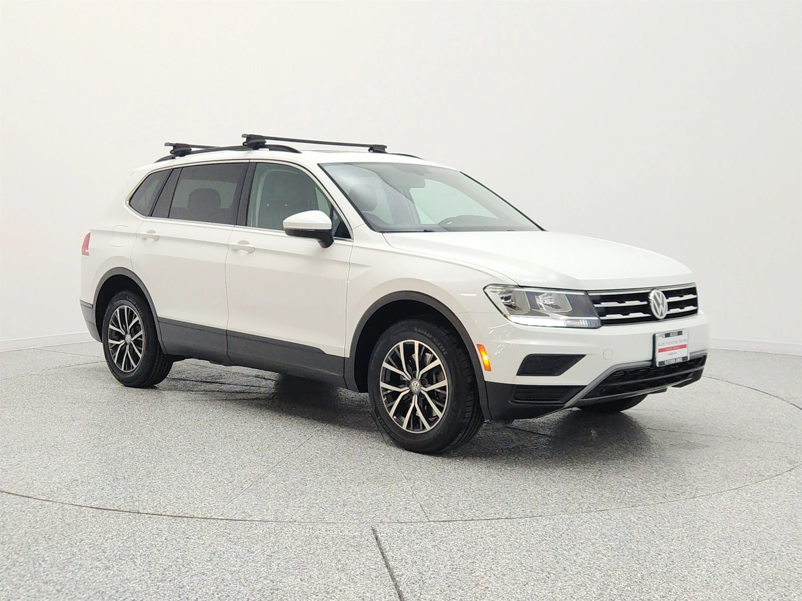 Used 2019 Pure White Volkswagen 2.0T SE FWD image 3