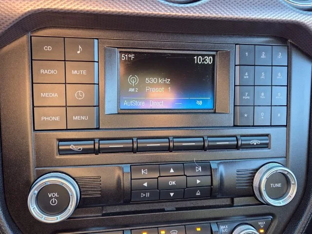 Used 2015  Ford GT image 33
