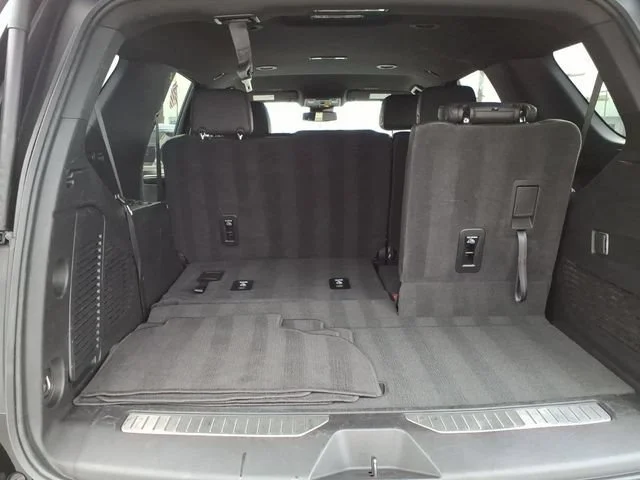 Used 2025 Black Chevrolet Z71 image 6