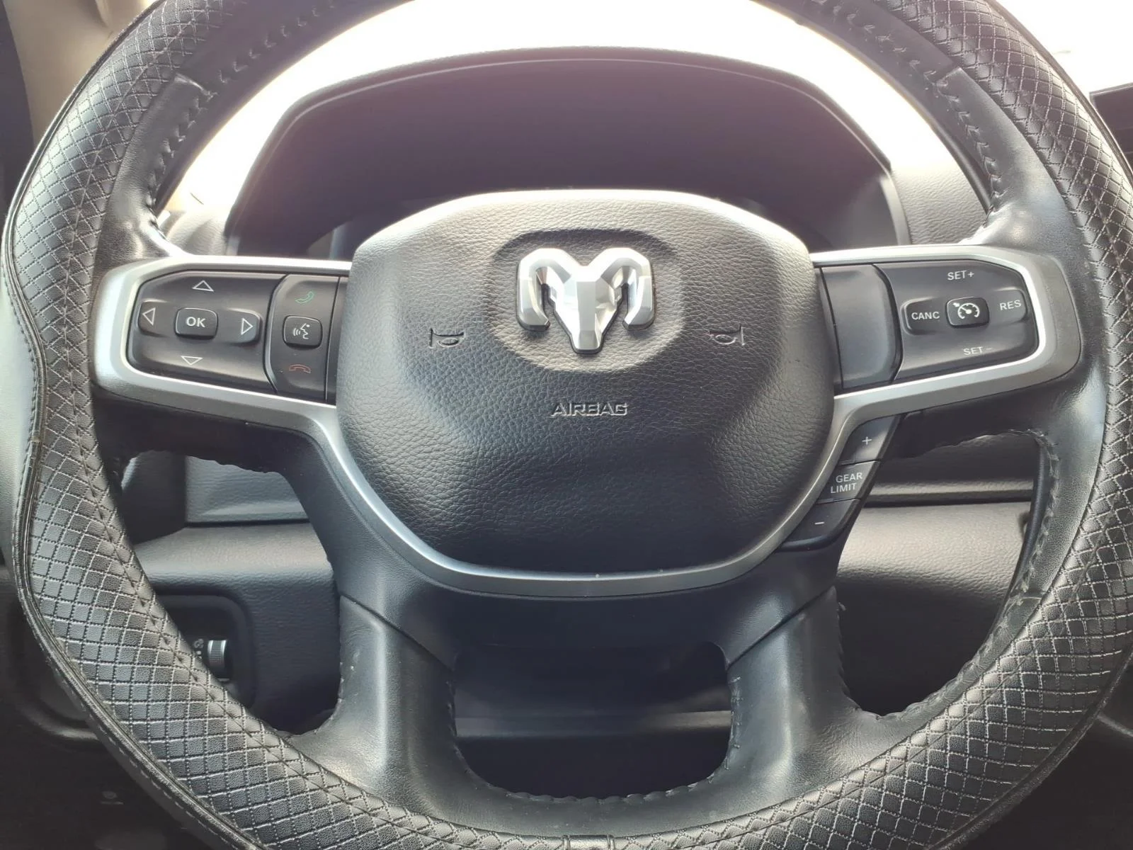 Used 2020 Diamond Black Crystal Pearlcoat Ram Big Horn image 25