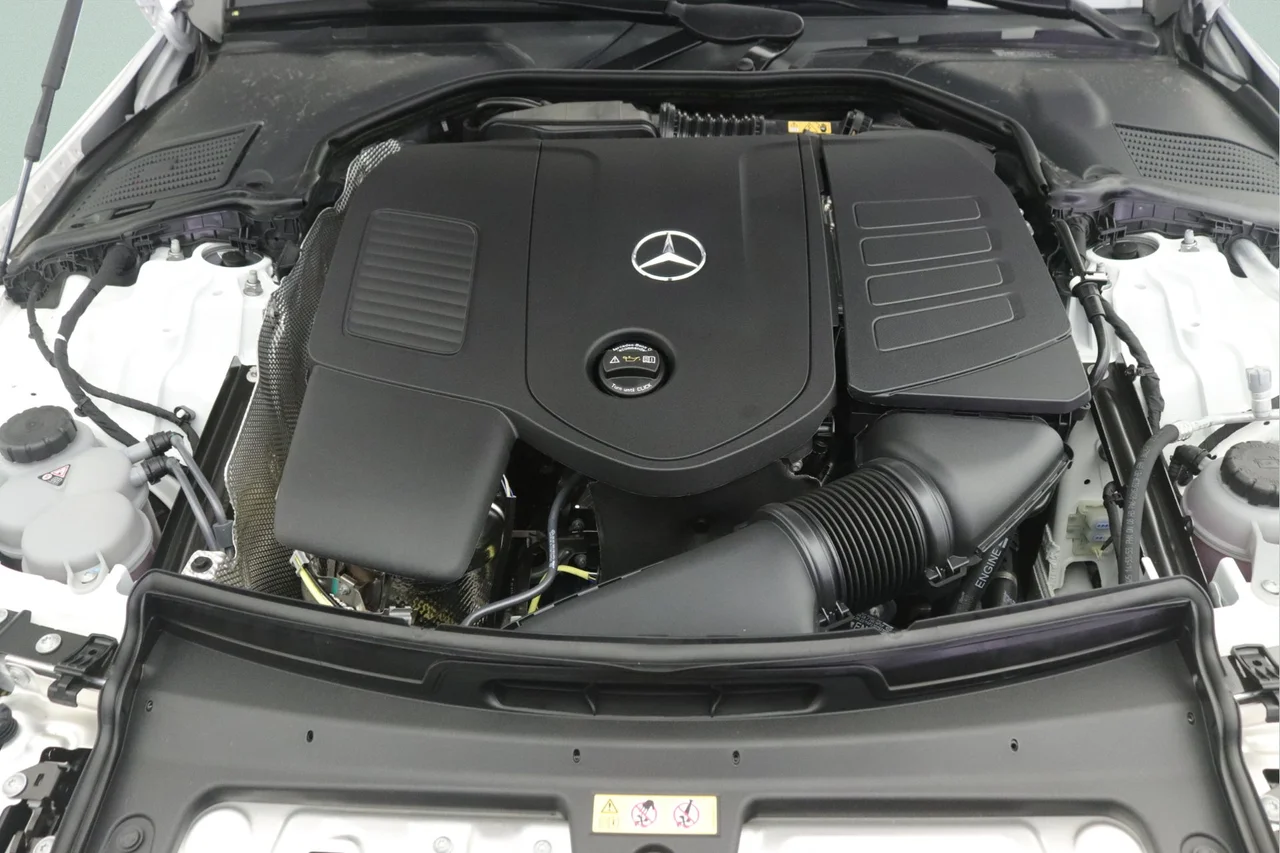 New 2026 Polar White Mercedes-Benz C 300 image 10