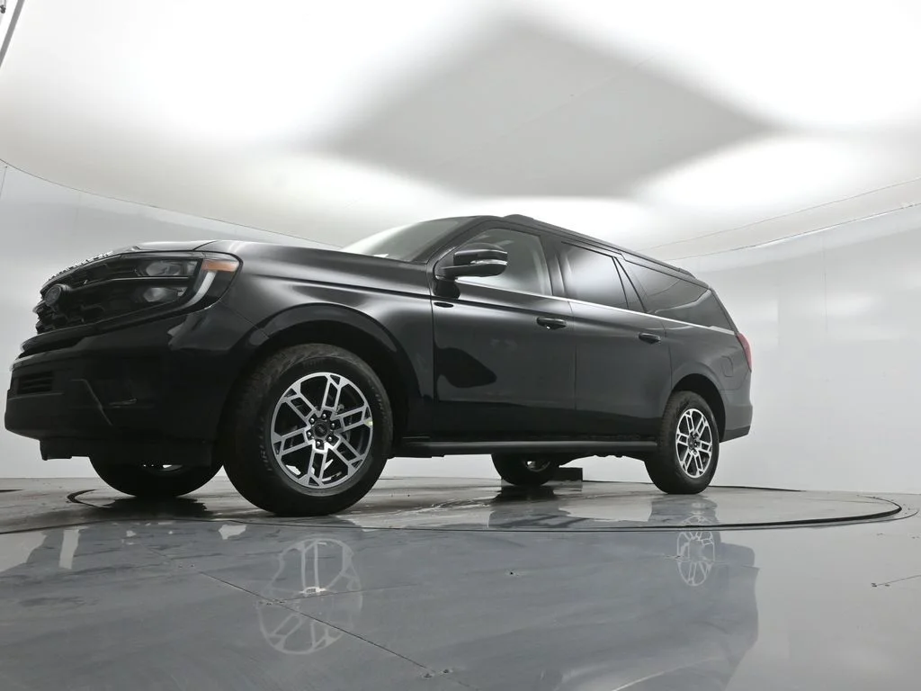 New 2026 Agate Black Metallic Ford Active image 41
