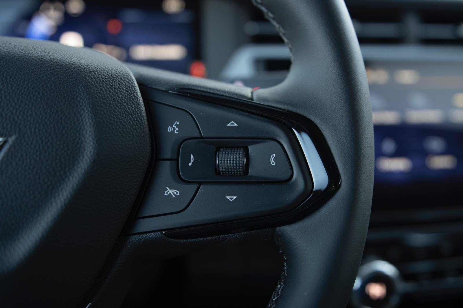 2027 Chevrolet Bolt RS - Photo 15