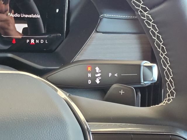 2026 GMC Acadia Denali - Photo 16
