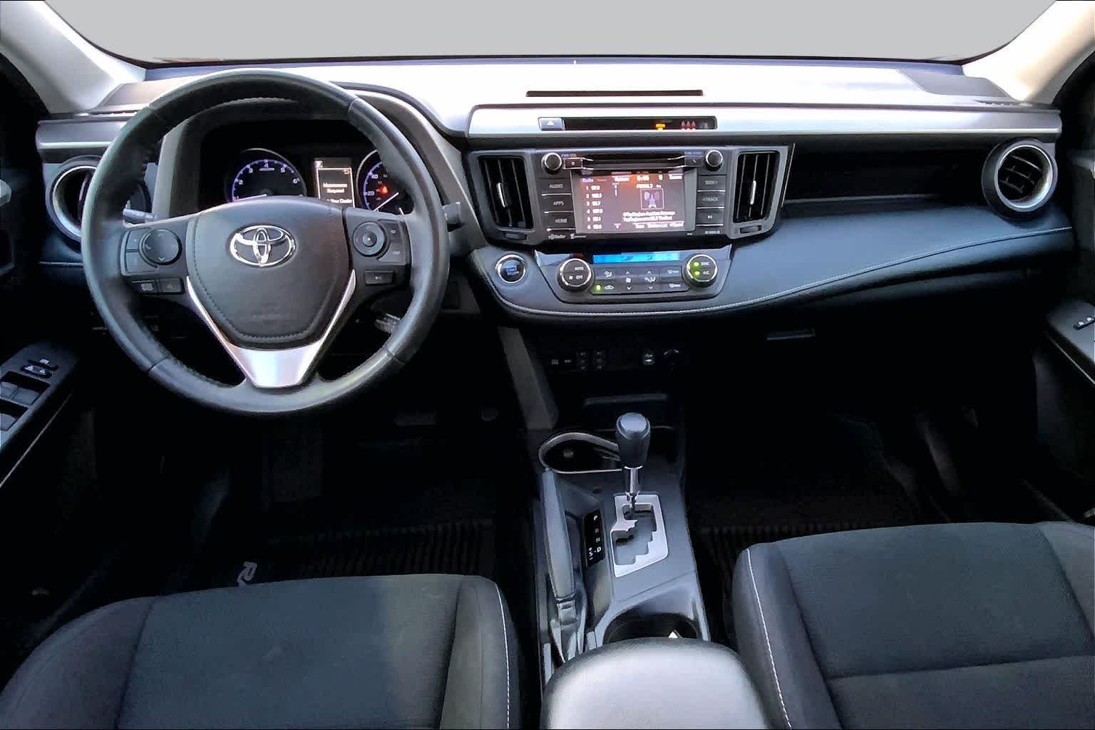 Used 2018 Ruby Flare Pearl Toyota XLE image 15