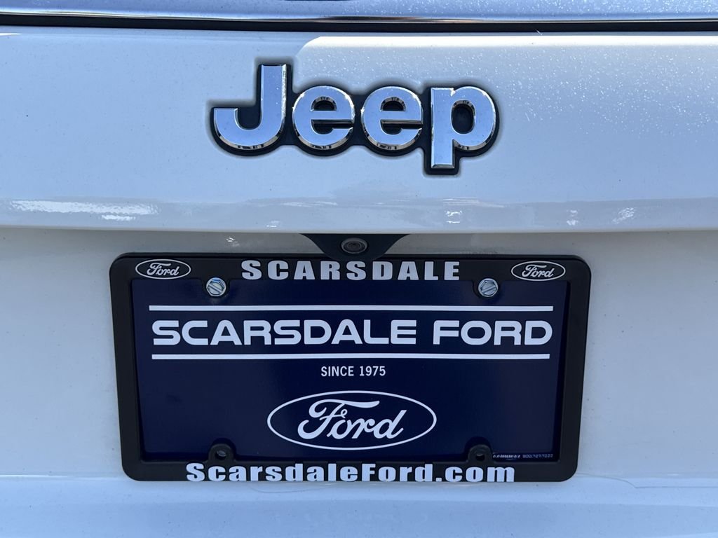 Used 2020 White Jeep Limited image 35