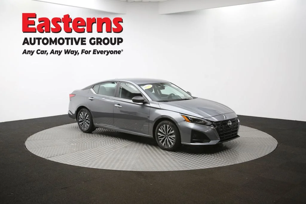Used 2024 Gray Nissan 2.5 SV image 47