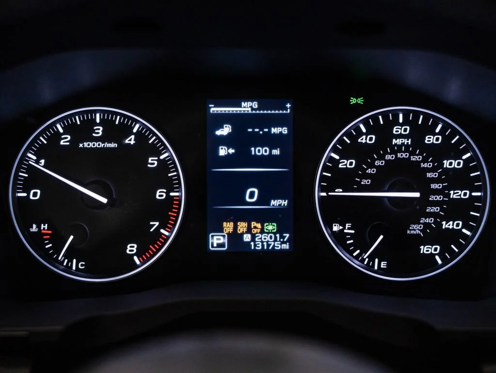 Used 2024 Crystal White Pearl Subaru Onyx Edition image 34
