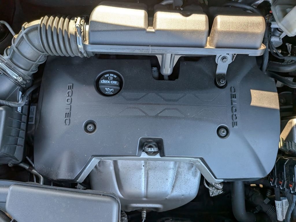Used 2020 Black Buick Essence image 13