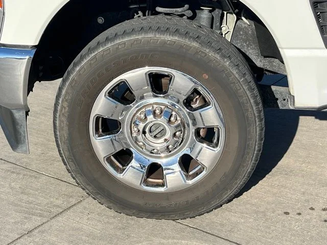 Certified Used 2023 White Ford Lariat image 5