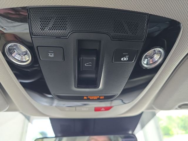Used 2023 Gray Kia SX image 24