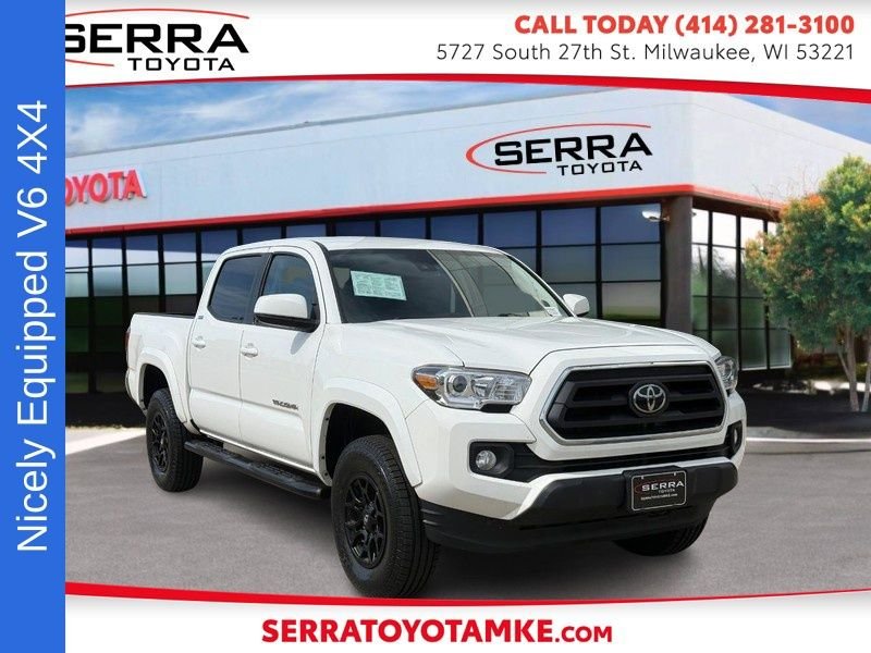 Used 2022 White Toyota SR5 image 1