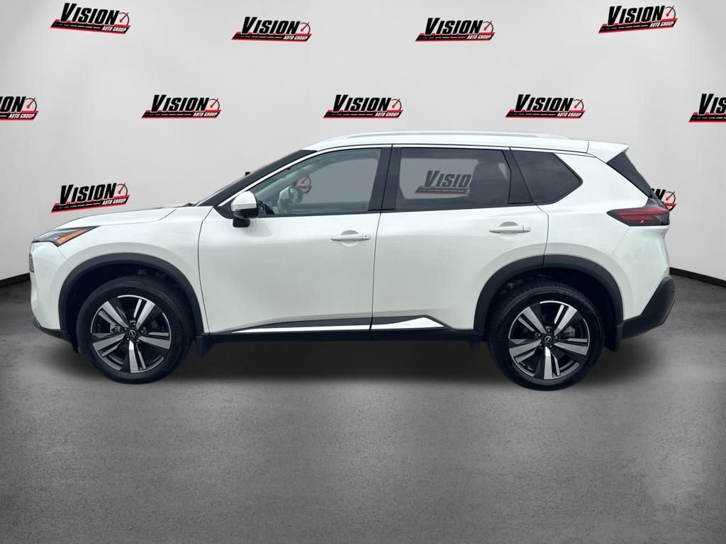 Used 2023 White Nissan SL image 10