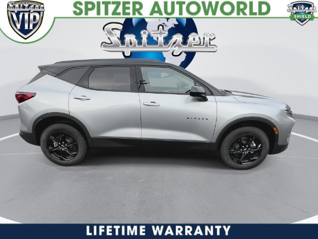 2026 Chevrolet Blazer photo 16 of 42