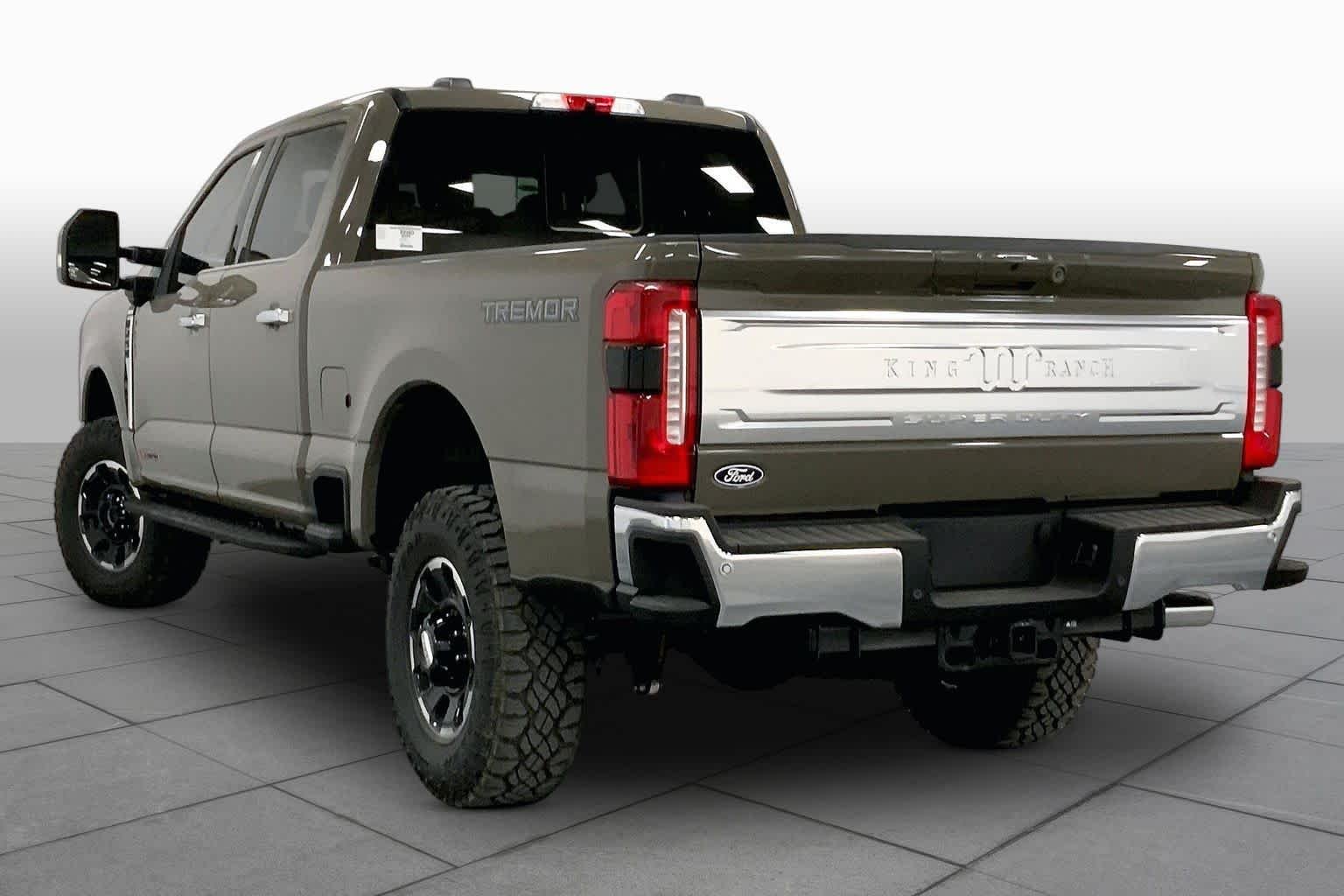 New 2027 Marsh Gray Metallic Ford F-250® King Ranch® image 11