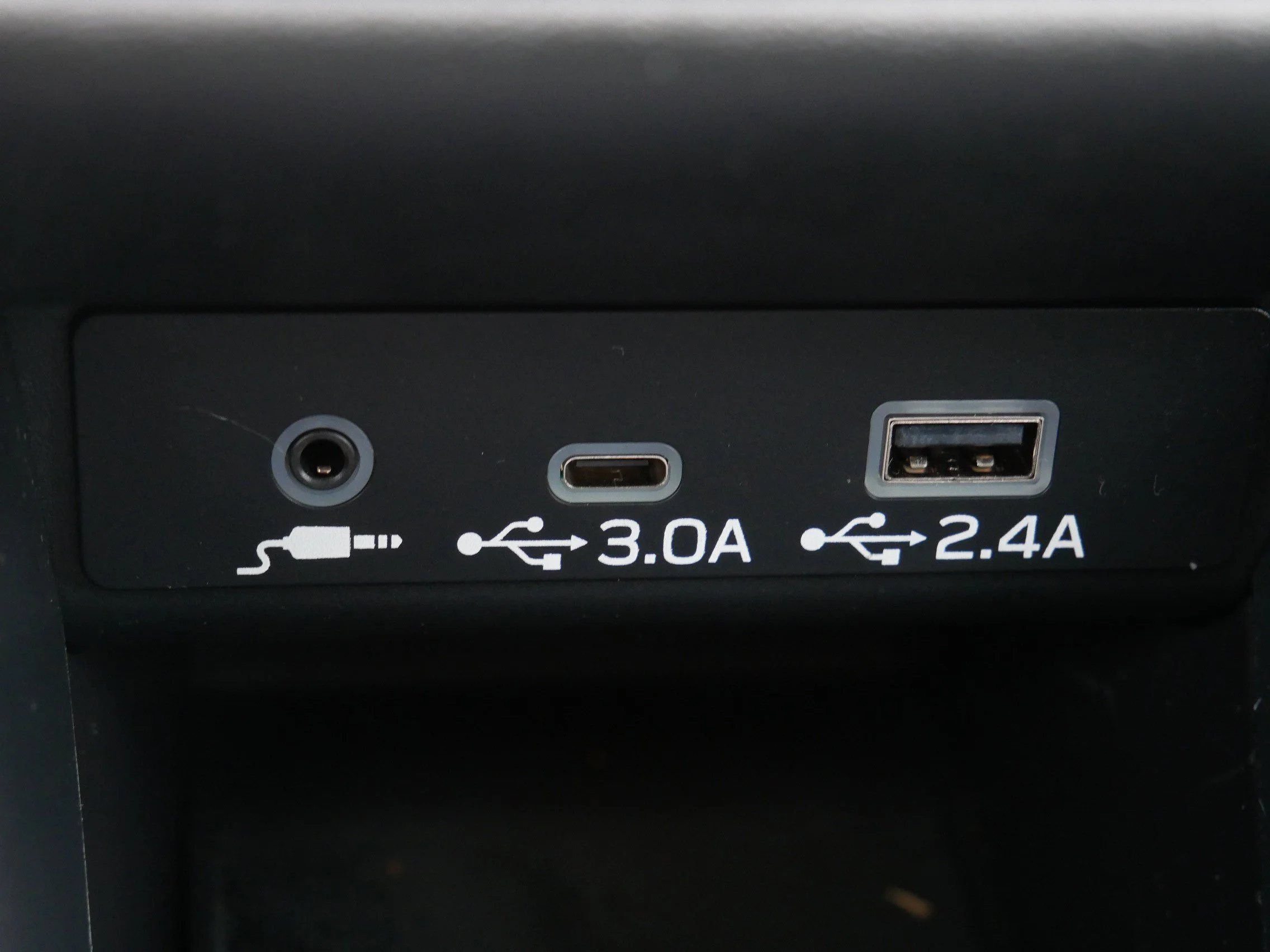 Used 2024 Autumn Green Metallic Subaru Premium image 32