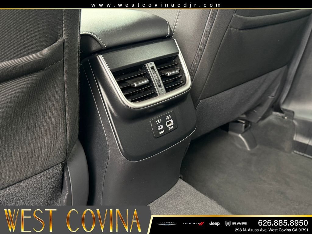 Used 2025 Silver Subaru Premium image 32