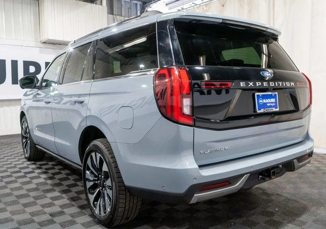 Used 2025 Gray Ford Platinum image 7
