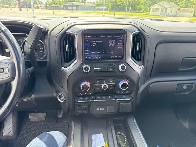Used 2022 Ebony Twilight Metallic GMC Denali image 21