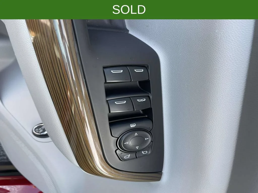 Used 2019 RED QUARTZ TINTCOAT GMC SLE image 19