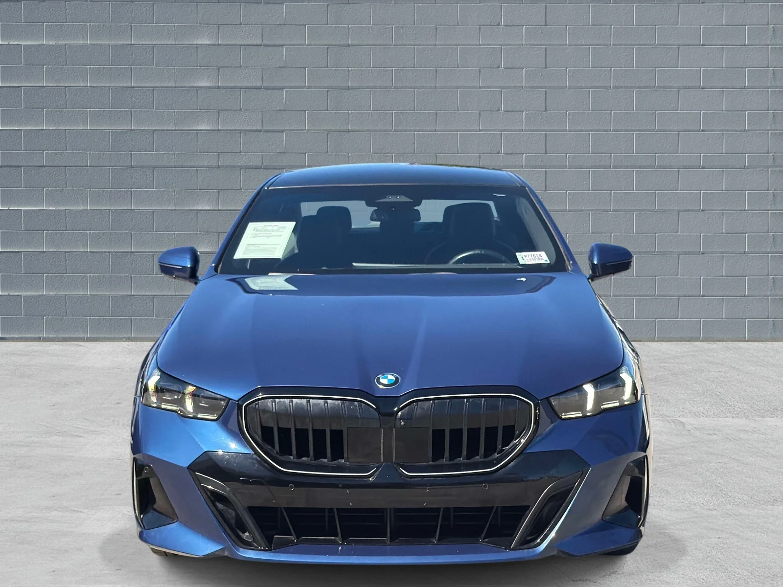 Used 2025 Phytonic Blue Metallic BMW 540i xDrive Sedan image 2