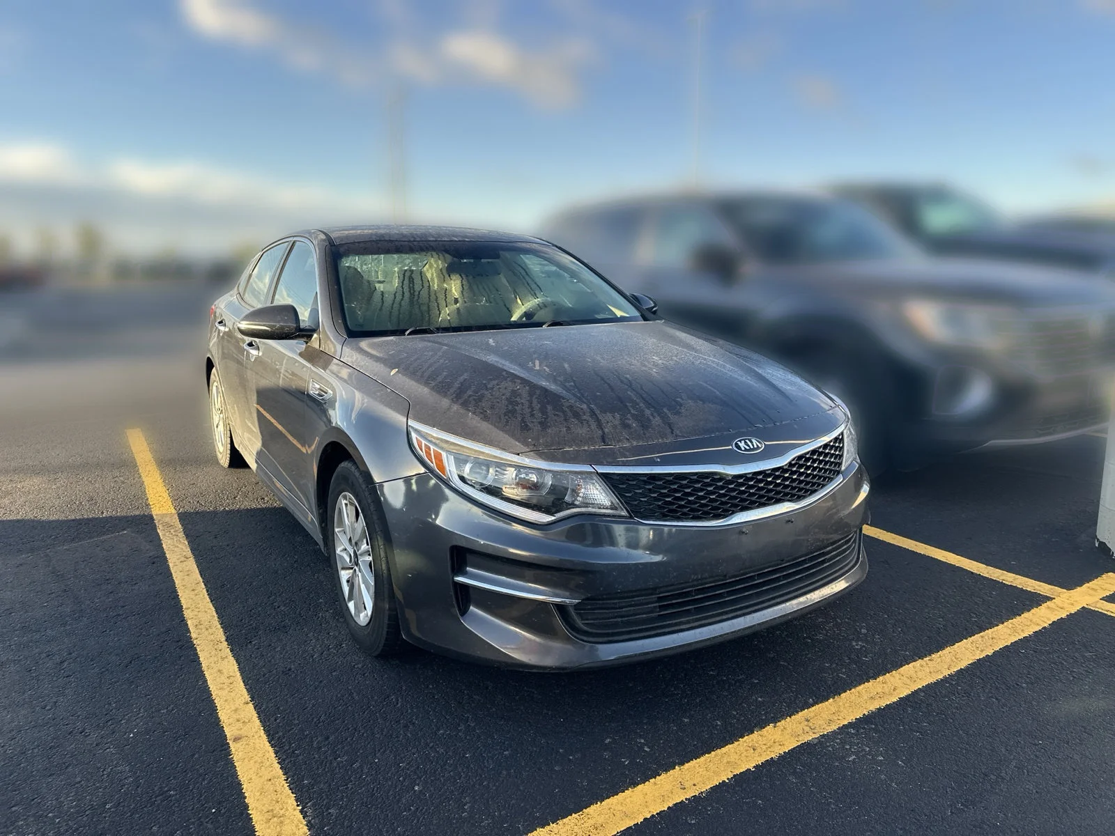 Used 2017 Gray Kia LX image 2