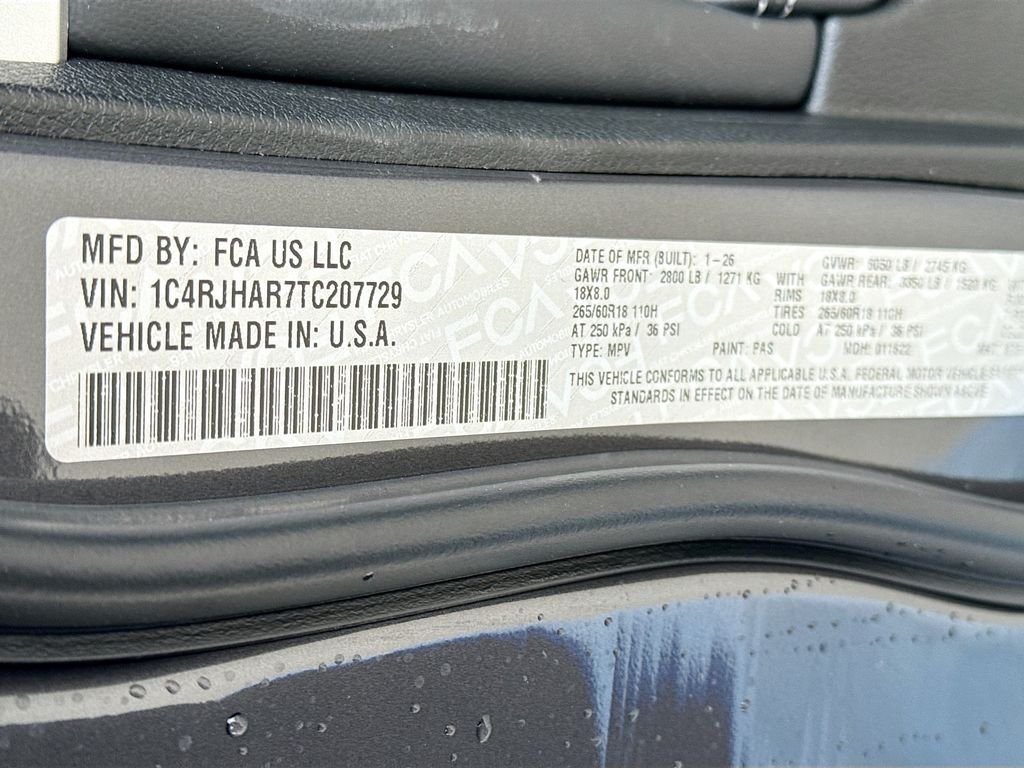New 2026 Baltic Gray Metallic Clear-Coat Exterior Paint Jeep Laredo Altitude image 12