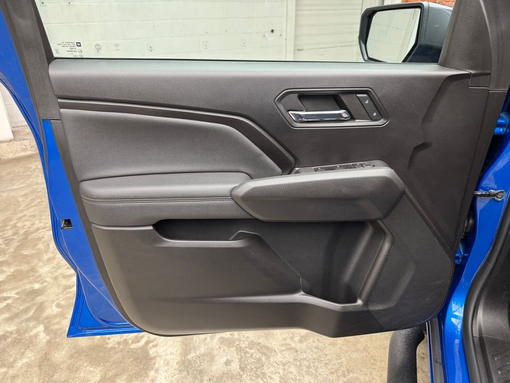 Used 2023 Blue Chevrolet LT image 8