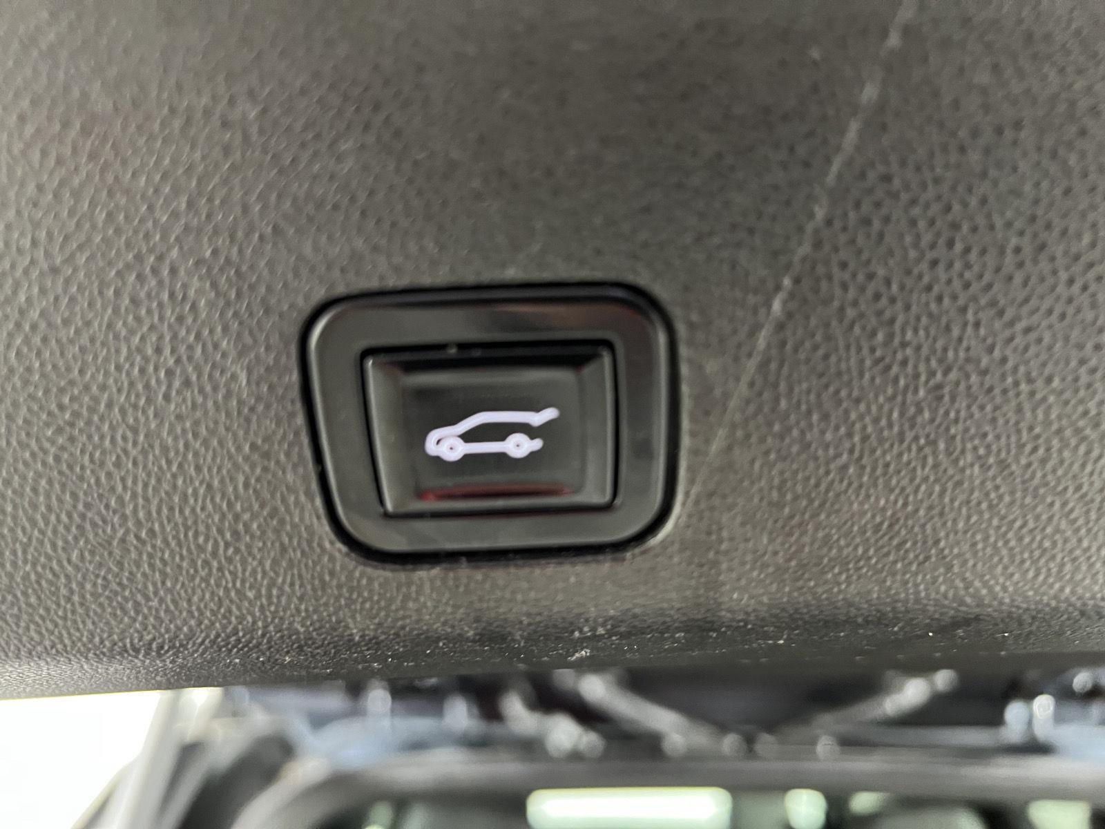 Used 2021 Shadow Gray Metallic Chevrolet Z71 image 6