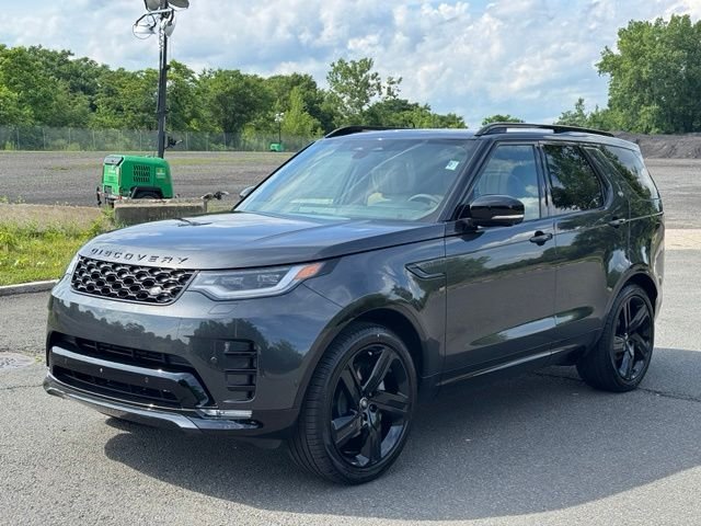 New 2026 Carpathian Grey Land Rover Dynamic SE image 1