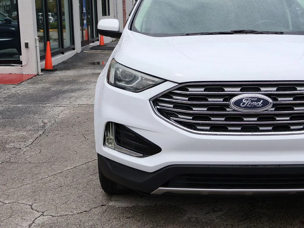 Used 2024 White Ford SEL image 13