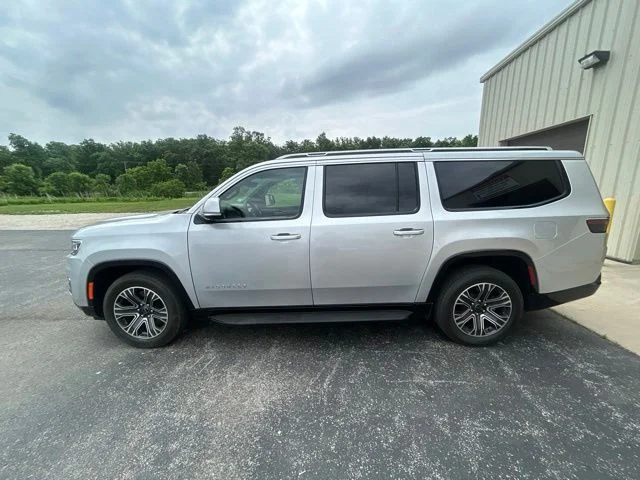 Used 2025 Silver Zynith Jeep Series II image 10