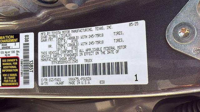 Certified Used 2025 MAGNETIC GRAY MET. Toyota  image 46