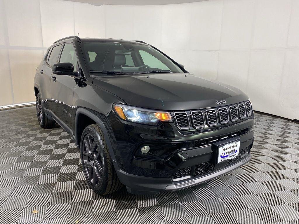 Used 2026 Diamond Black Crystal Pearlcoa Jeep Limited image 12