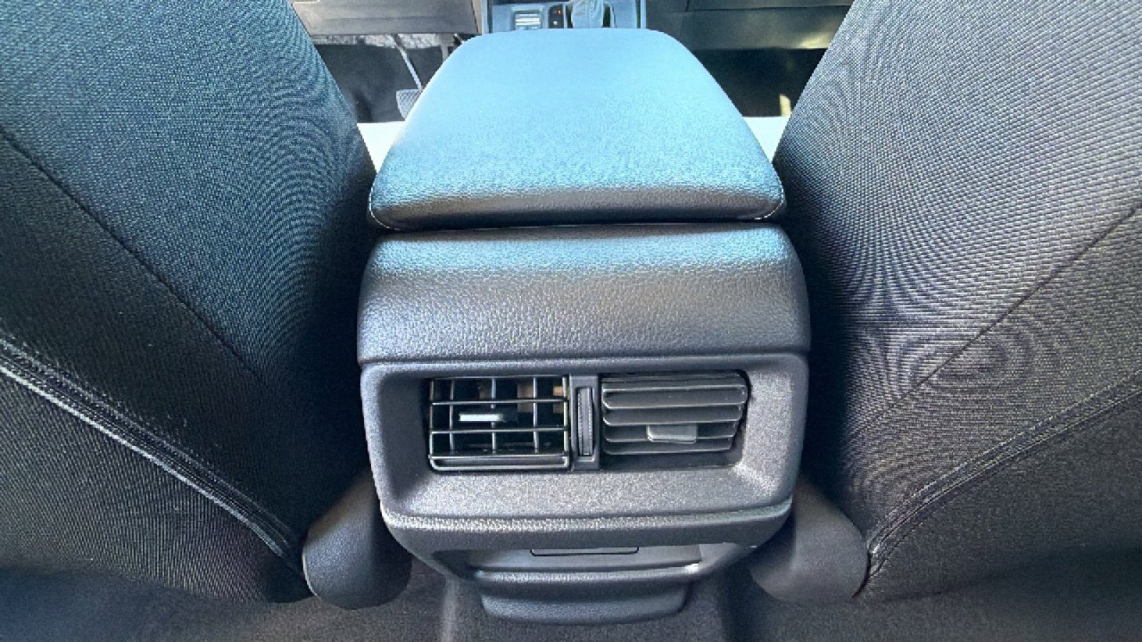 2026 Honda CR-V LX - Photo 25