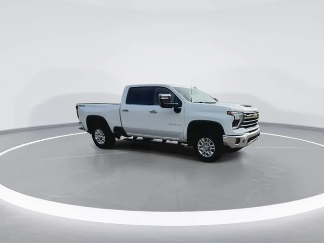Used 2026 White Chevrolet LTZ image 13