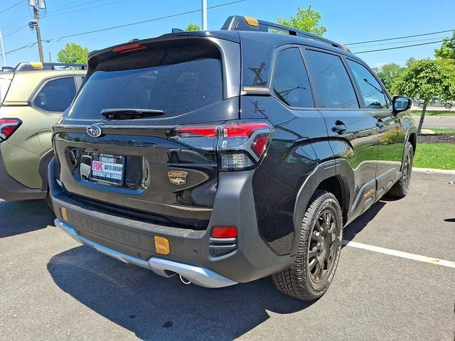 New 2026 CRYSTAL BLACK SILICA Subaru Wilderness image 5